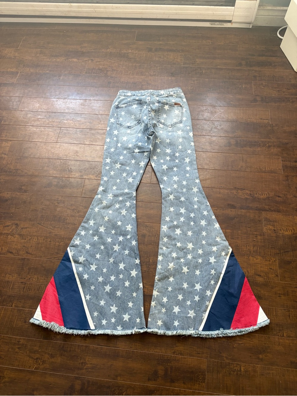 Rock n Roll Americana Star print denim bell bottom jeans - Picture 13 of 13